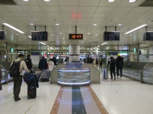 JR成田線 成田空港駅 出口の先の検問所 今では検問を行っていません