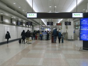 京成成田スカイアクセス線 空港第2ビル駅 検問所