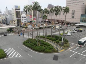 JR牟岐線 徳島駅 駅前ロータリー バス降り場と駐車場
