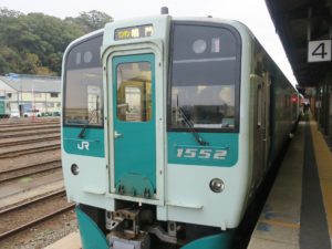 JR四国 1500型 前面 徳島駅にて