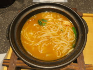 トムヤムのブイヤベース 〆のフォー麺を投入 新宿天然温泉 テルマー湯にて