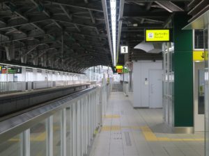 北陸新幹線 黒部宇奈月温泉駅 1番線 主に長野・高崎・東京方面に行く列車が発着します