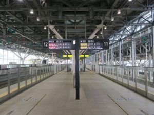 北陸新幹線 富山駅 11番線・12番線 主に長野・高崎・大宮・東京方面に行く列車が発着します
