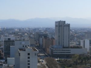 ドーミーイン富山 建物 富山市役所展望塔から撮影
