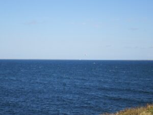納沙布岬の撮影スポットから見える（・・・と言ってもほとんど見えない）北方領土