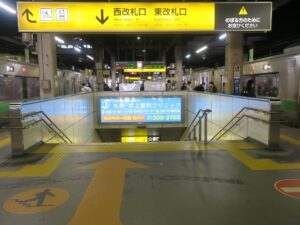 JR函館本線 札幌駅 3番線・4番線 主に札幌着の特急と、手稲・小樽方面に行く普通列車が発着します