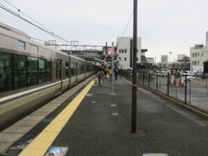 JR東海道本線 彦根駅 1番線 主に米原・近江塩津方面に行く列車が発着します