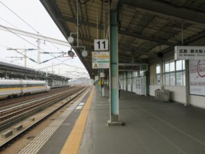 JR山陽新幹線 新山口駅 11番線 主に山陽新幹線で広島・岡山・新大阪方面に行く列車が発着します