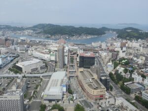 下関 海峡ゆめタワー 30階展望台からの景色 下関駅方向を撮影