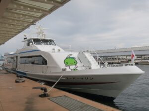 高松ー小豆島（土庄） 高速艇 スーパーマリン 高松港で撮影