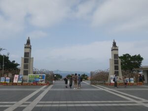 国営沖縄記念公園 海洋博公園 中央ゲートを抜けたところ