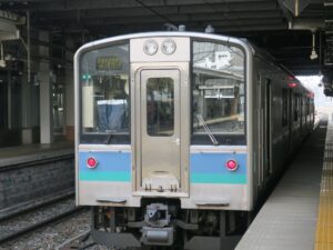 JR篠ノ井線 E127系 前面 長野駅にて