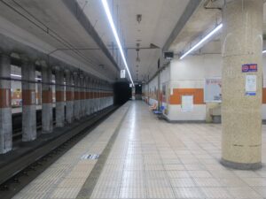 長野電鉄線 権堂駅 2番線 主に長野方面に行く列車が発着します