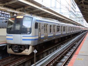 JR横須賀線 E217系 全体 横浜駅にて撮影