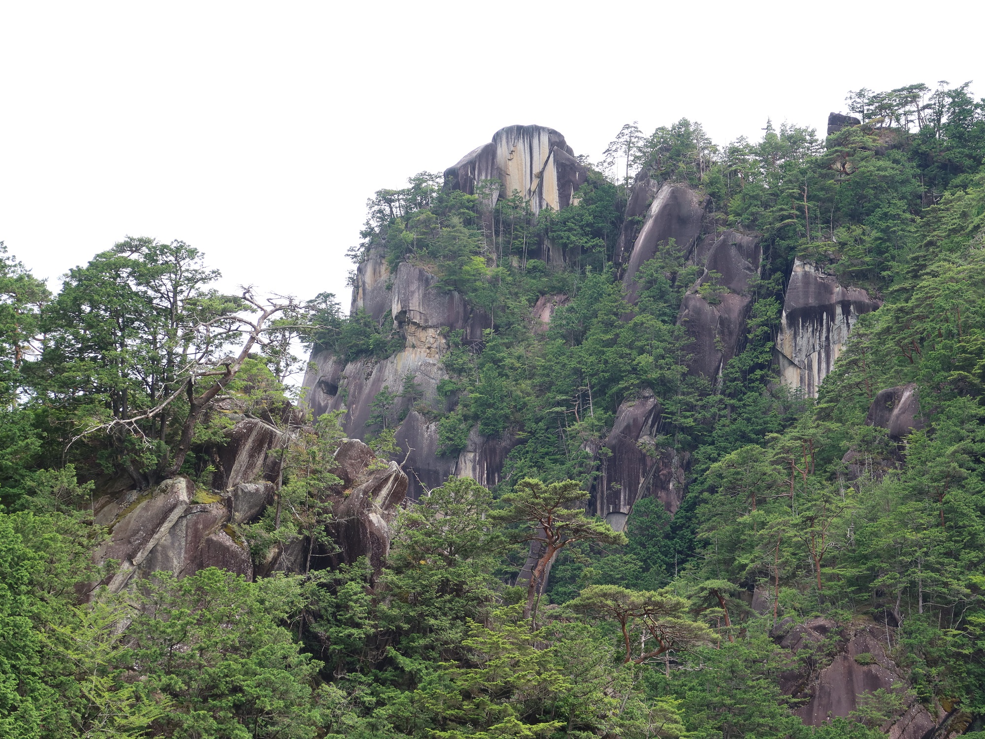 昇仙峡 仙娥滝入口から見える渓谷