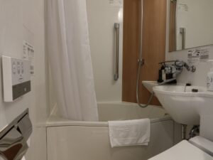 城のホテル甲府 シングルルーム バスルーム