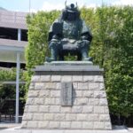 JR中央東線 甲府駅 武田信玄の銅像