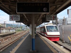 東武桐生線 赤城駅 3番線・4番線 主に太田・館林・東武動物公園・北千住・浅草方面に行く列車が発着します