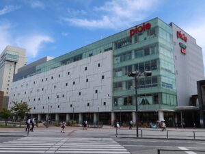 JR神戸線 姫路駅 駅ビル piole