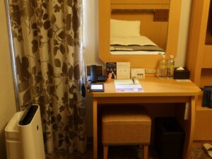 ホテルモントレ神戸 ツインルーム デスク