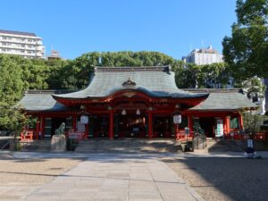 生田神社 拝殿