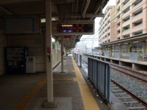 山陽電鉄本線 舞子公園駅 1番線 主に明石・東二見・姫路方面に行く列車が発着します