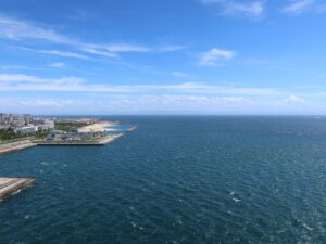 明石海峡大橋 舞子海上プロムナードから大阪方向の景色