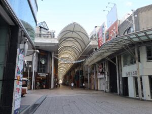 広島本通商店街 PARCO側の入口
