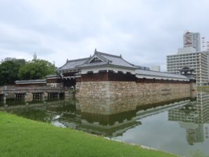 広島城 御門橋と表御門、平櫓、多門櫓、太鼓櫓