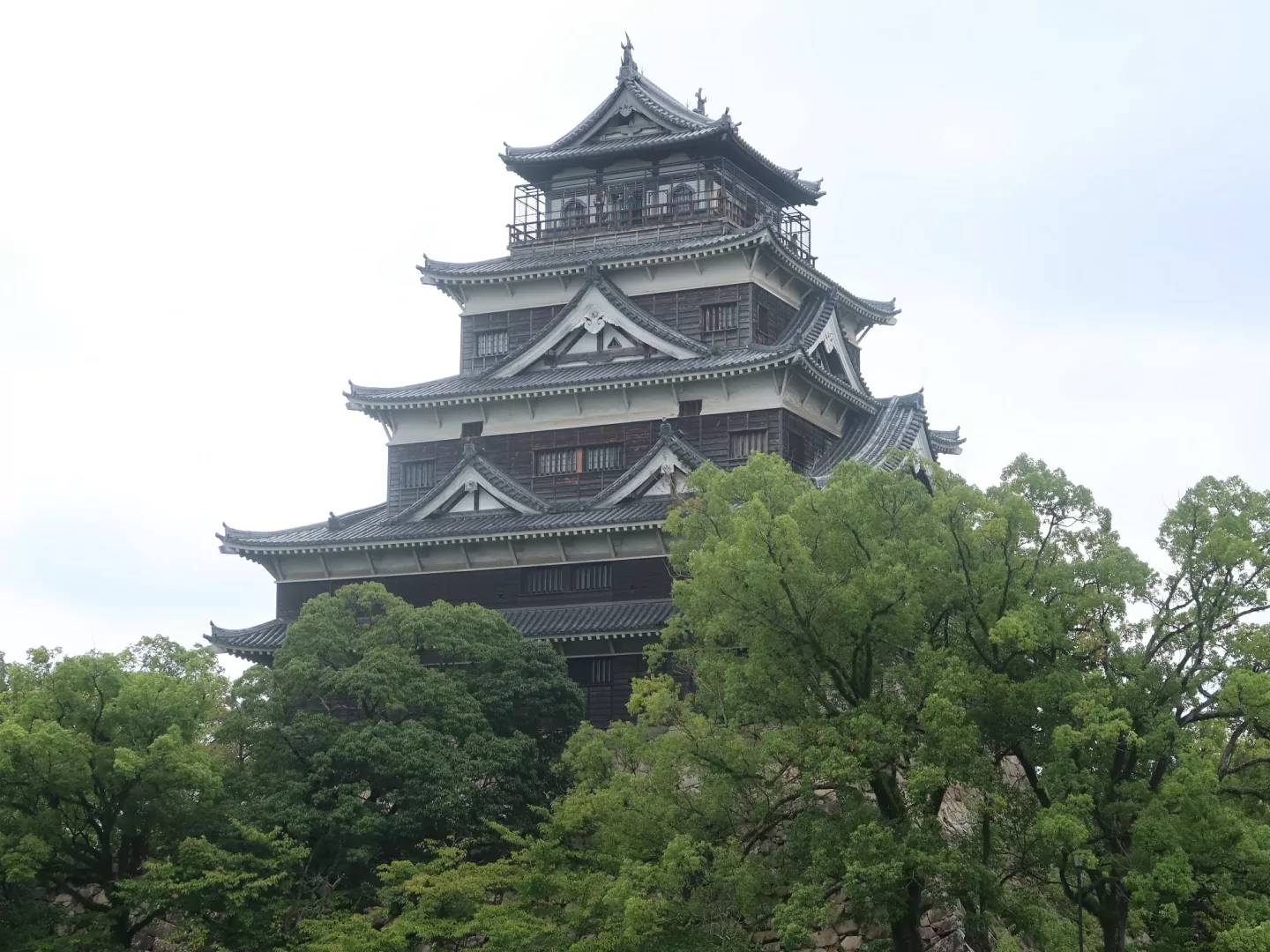 広島城 天守閣 北側から撮影