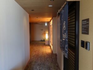ドーミーイン広島ANNEX 14階大浴場 脱衣所にコインランドリーがあります