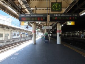 JR東北本線 宇都宮駅 7番線・8番線 主に黒磯方面に行く列車と、烏山線で烏山方面に行く列車が発着します