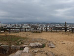 久松公園 鳥取城跡 三階櫓跡を登ったところ