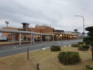 鳥取砂丘コナン空港 鳥取空港 ターミナル全体
