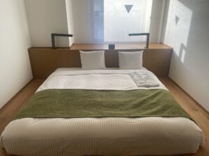 ホテルマイステイズプレミア浜松町 コンフォートキングルーム ベッド