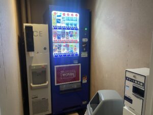 ホテルマイステイズプレミア浜松町 8階 自動販売機 製氷機 チケット販売機