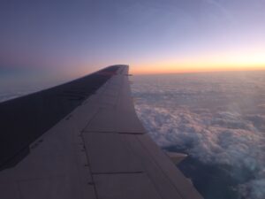 JAL 鹿児島－羽田 窓から見える夕日
