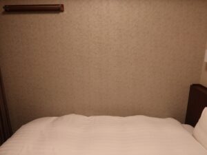 ドーミーイン熊本 セミダブルルーム ベッド