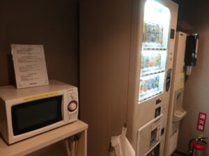 ドーミーイン熊本 6階 自動販売機 製氷機 電子レンジ