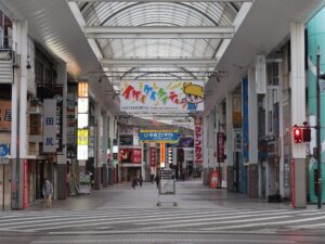 熊本 繁華街 下通アーケード アーケード内 銀座通りとの交差点