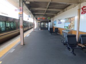 JR福知山線 福知山駅 5番線 主に当駅で折り返す普通列車が発着します