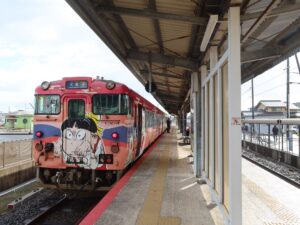 JR境港線 境港駅 ホーム 米子空港・後藤・米子方面に行く列車が発着します