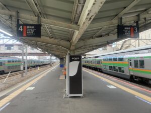 JR高崎線 籠原駅 3番線・4番線 主に本庄・高崎・前橋方面に行く列車が発着します