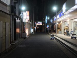 茨城県水戸市 大工町 国道50号線から奥に入ったところ 夜に撮影