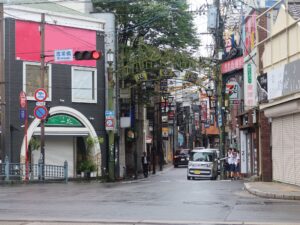 長崎市の繁華街 思案橋交差点