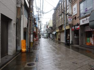 長崎市の繁華街 思案橋 飲食店街