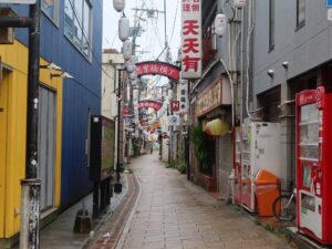 長崎市の繁華街 思案橋横丁