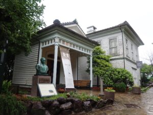 長崎 グラバー園 旧自由亭 中はカフェになっています