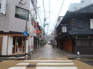 長崎市の繁華街 ALLCORE中通り ほぼ真ん中