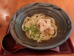 お肉のおうどん 熊谷天然温泉 花湯スパリゾートにて